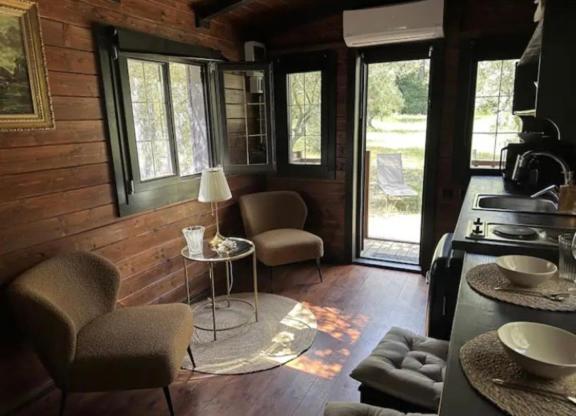 Roulotte / Tiny House Dans Les Alpilles Ξενοδοχείο Saint-Rémy-de-Provence Εξωτερικό φωτογραφία
