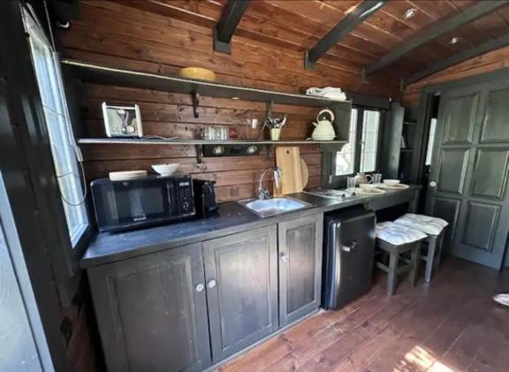 Roulotte / Tiny House Dans Les Alpilles Ξενοδοχείο Saint-Rémy-de-Provence Εξωτερικό φωτογραφία